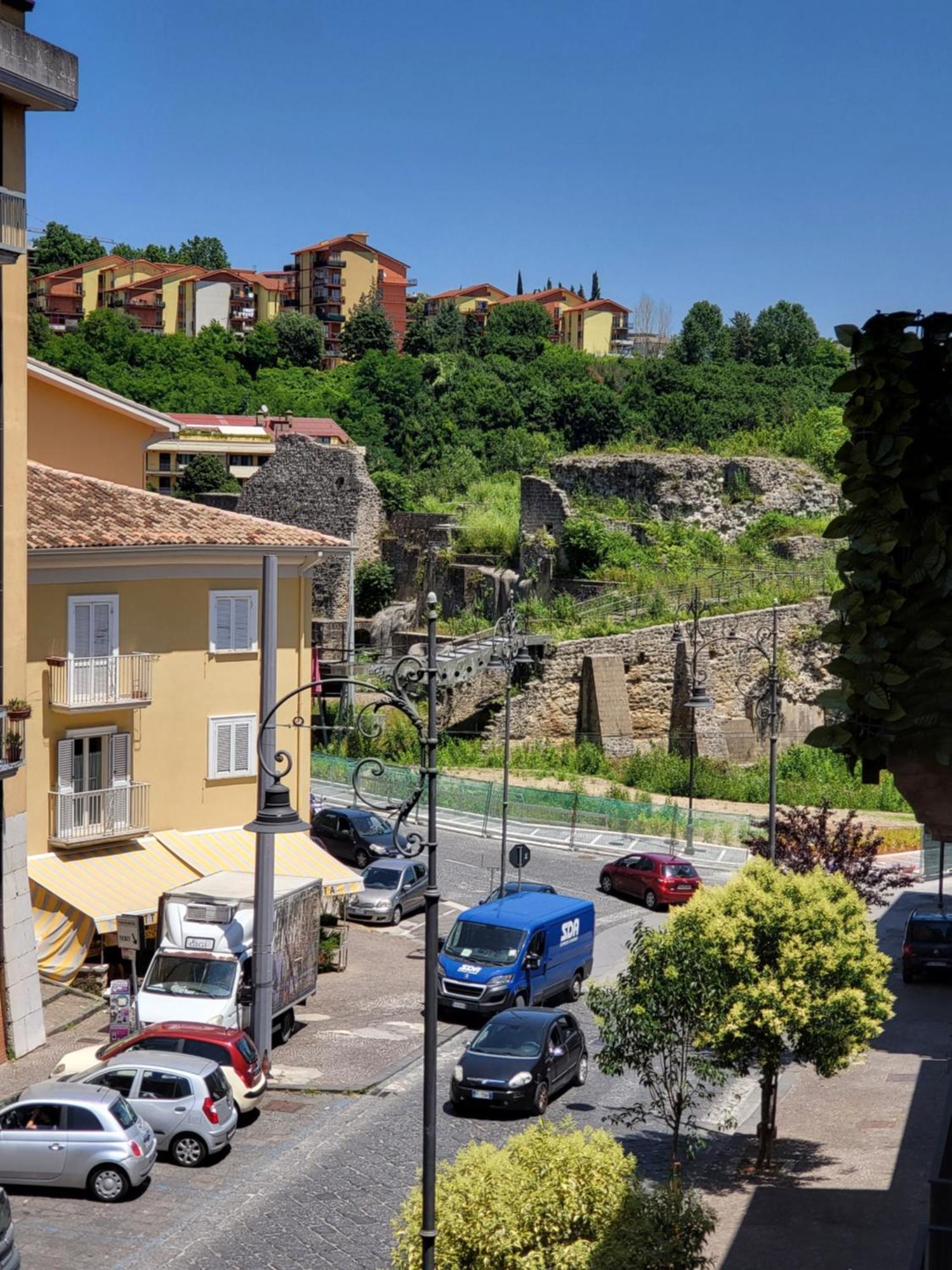 B&B Civico 168 Bellerofonte Avellino Bagian luar foto